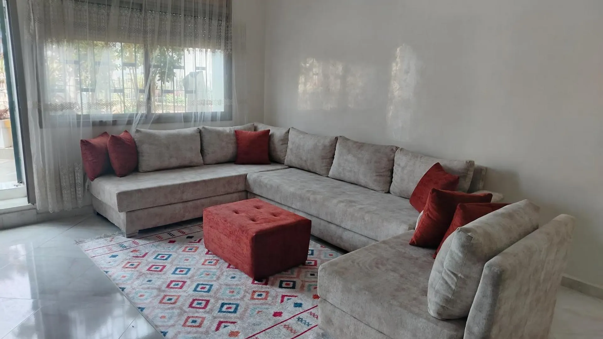 Lägenhet Charmant Appartement A Casablanca Pres Tram & Gare